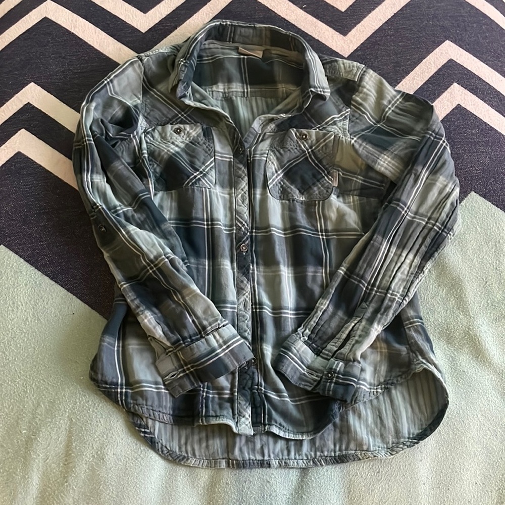 Small Columbia flannel.